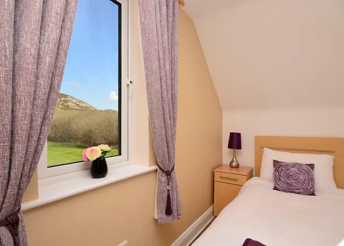 139 - Tatil Evi Clifden